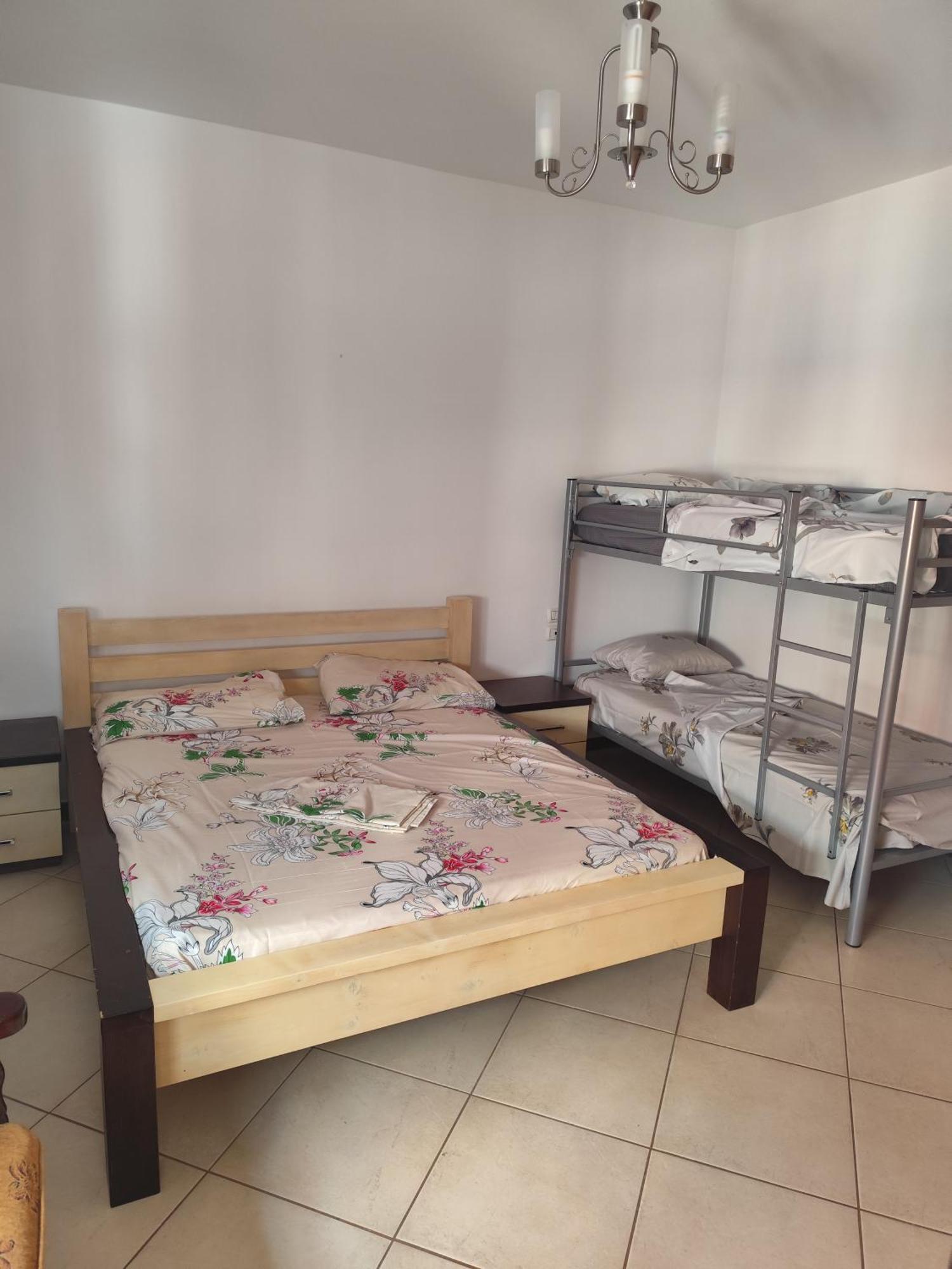 Erald 2 Bedrooms Appartement Shëngjin
