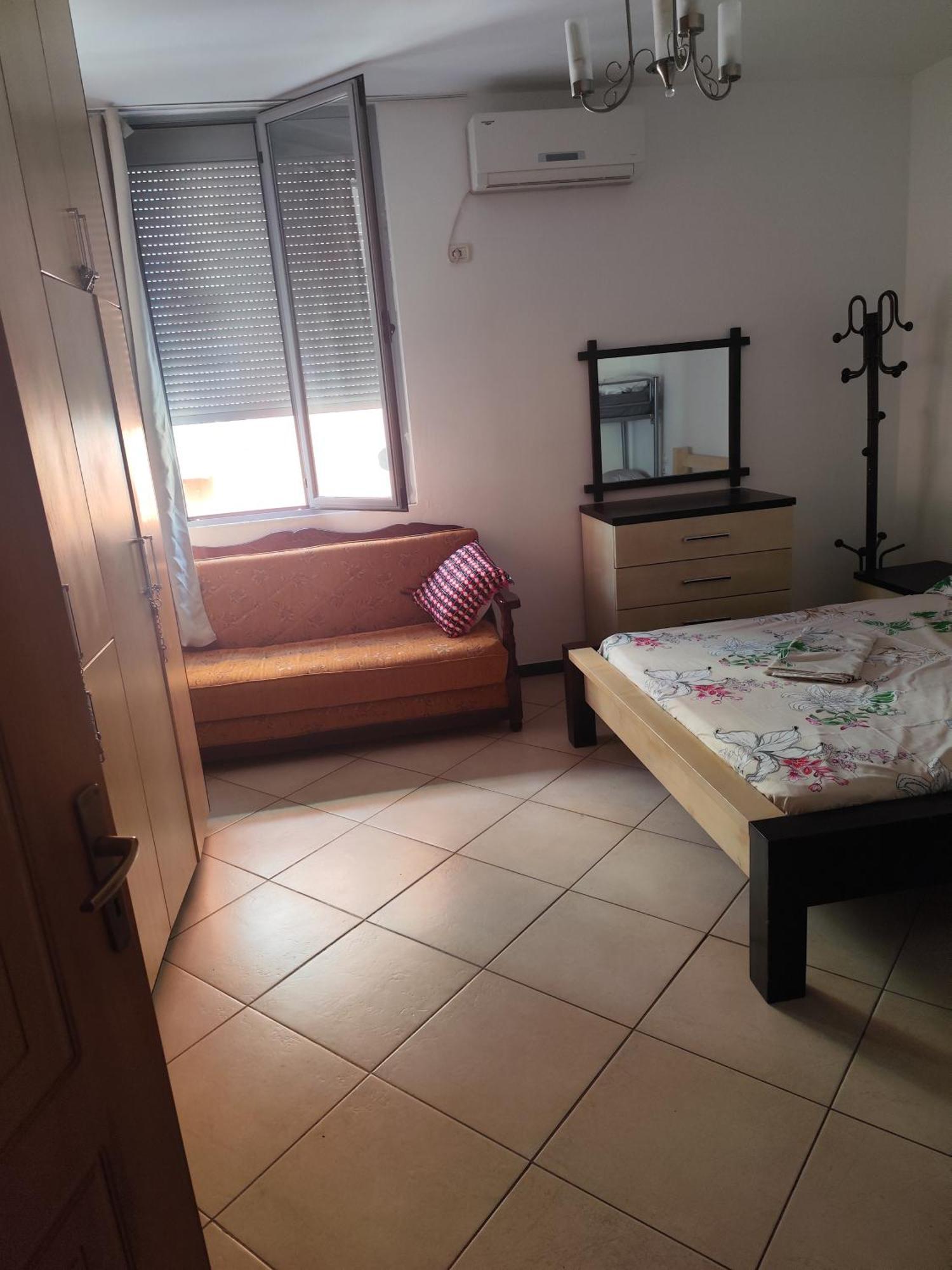 Erald 2 Bedrooms * Shëngjin